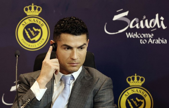 Cristiano Ronaldo, Al Nassr ile sözleşme imzaladı