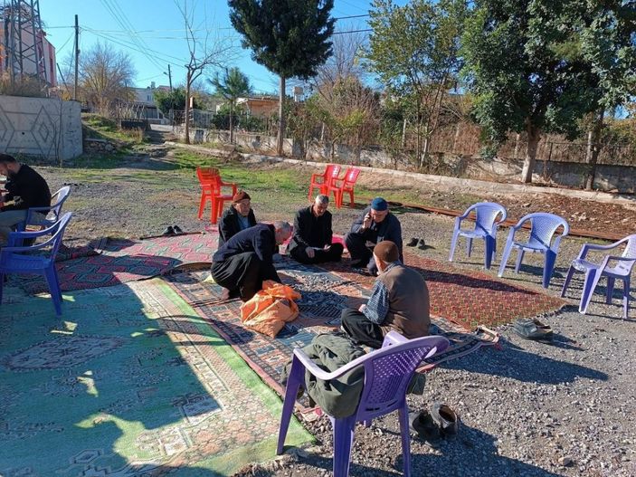 Osmaniye'de kuraklık alarmı: Göle 70 bin okunmuş taş bırakıldı