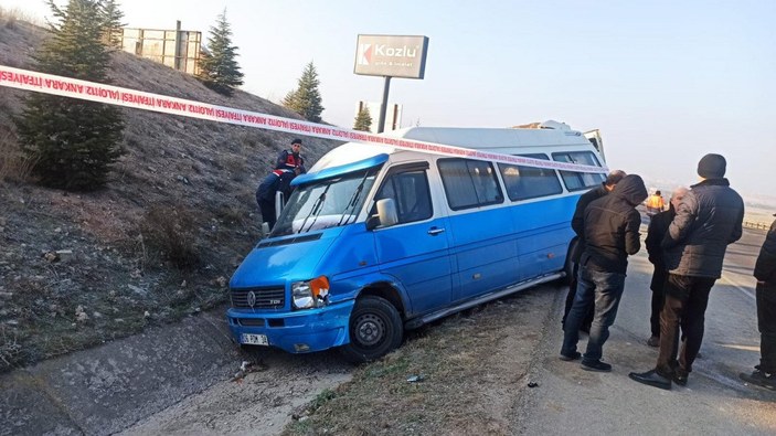 Ankara'da servis minibüsleri çarpıştı: 25 yaralı 