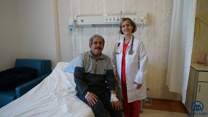 Ankara'da hastaneden izin alarak gittiği kura çekiminde ev sahibi oldu