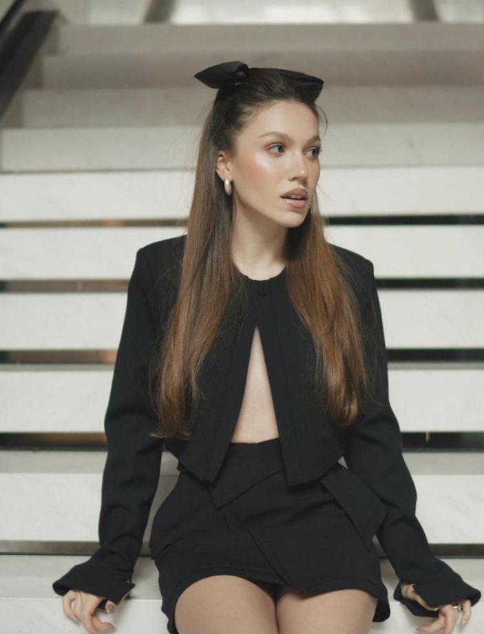 Banyo pozuna beğeni yağdı! Duygu Özaslan'ın iddialı pozları instagramı salladı! 'Güzelliğin şaka mı?'