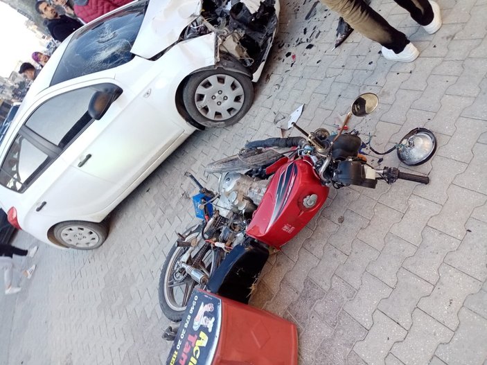 Osmaniye'de aracın çarptığı motosikletli ağır yaralandı
