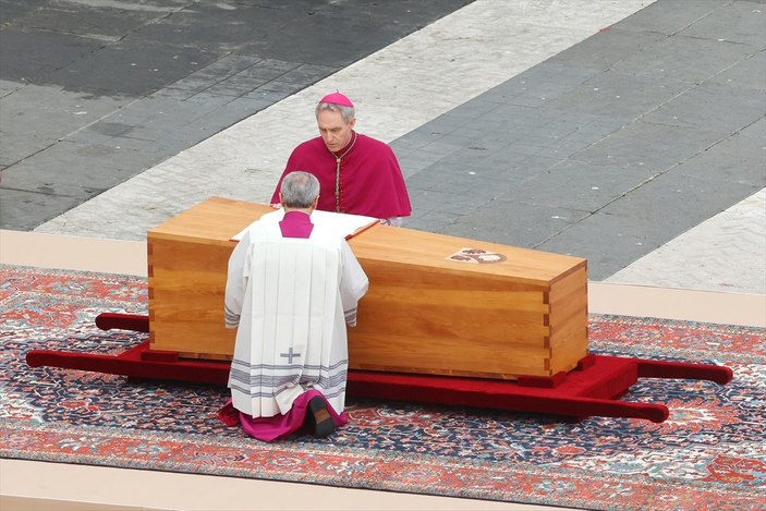 Emerit Papa 16. Benediktus'un cenaze töreni 