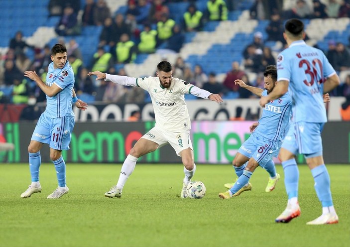 Trabzonspor, Giresunspor'u üç golle geçti