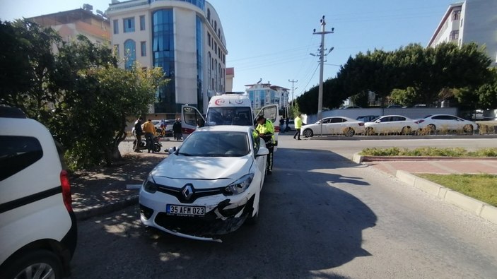 Antalya'da kaza yaptığı motosikletini bırakmak istemedi 