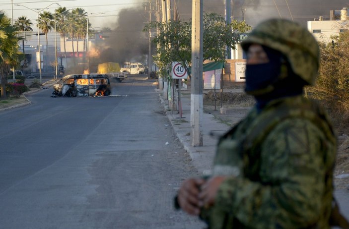 Meksika’da Sinaloa Karteli terör estiriyor: 7 yaralı