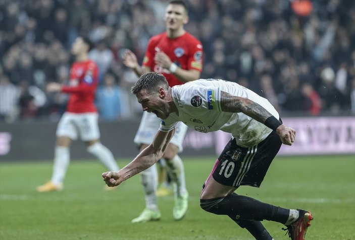 Beşiktaş, sahasında Kasımpaşa'yı 2-1 mağlup etti