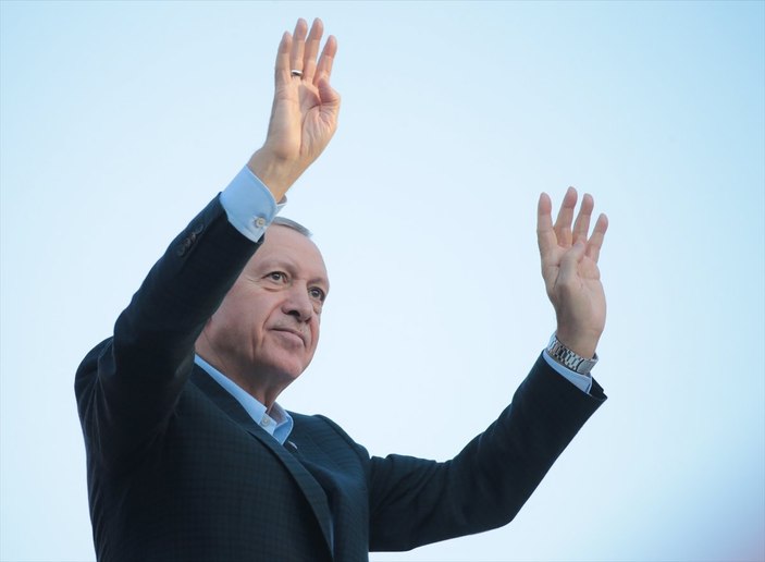 Cumhurbaşkanı Erdoğan, Kumluca'da vatandaşlara hitap etti