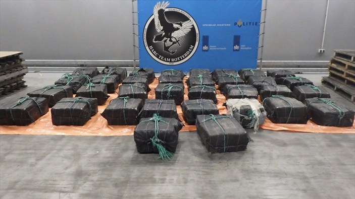 Rotterdam Limanı'nda 5 ton kokain ele geçirildi