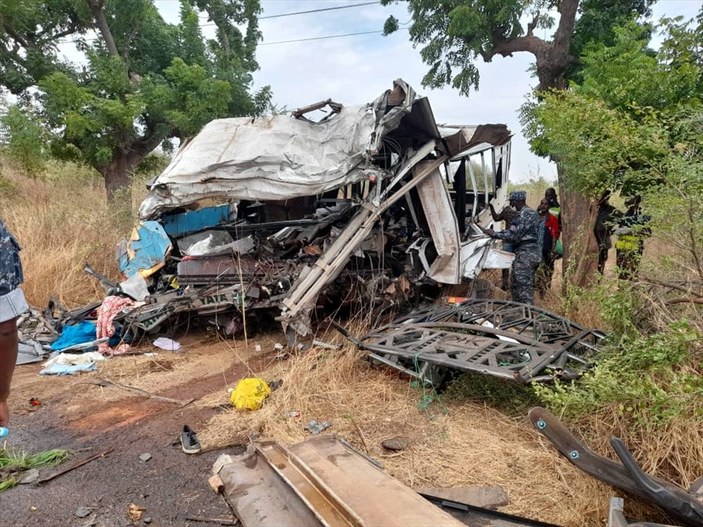 Senegal'de iki otobüsün çarpışması sonucu 38 kişi öldü