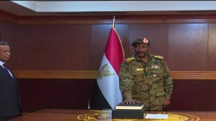 Sudan ordusu: Siyaseti bırakacağız