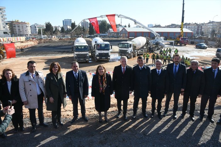 Gaziantep'te 3 bin 200 kişilik spor salonunun yapımına başlandı