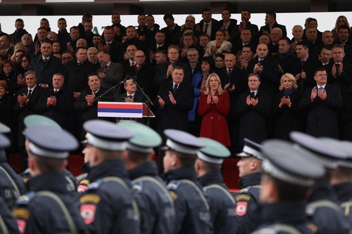 Bosna Hersek'te 'Sırp Cumhuriyeti günü' kutlandı