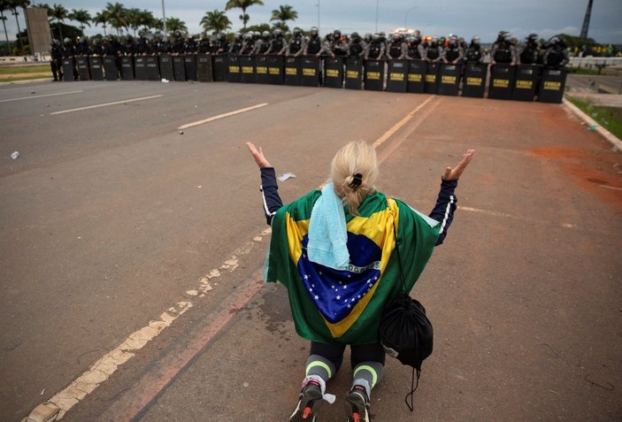 Brezilya'da baskınların ardından görevden alma dalgası başladı