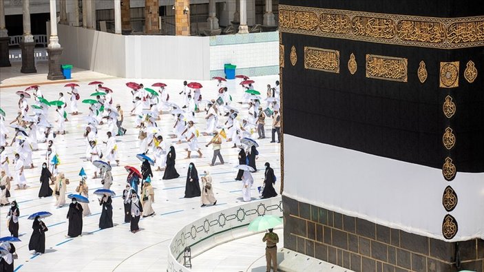 Suudi Arabistan, hac ibadetinde yaş ve sayı kısıtlamasını kaldırdı