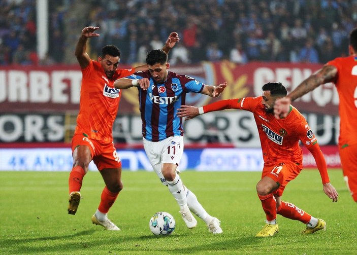 Alanyaspor, Trabzonspor'a fark attı