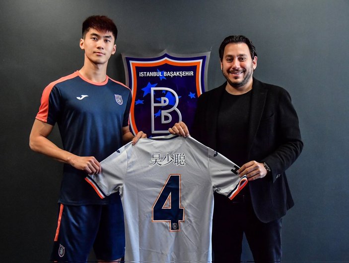 Başakşehir, Çinli futbolcu Shaocong Wu'yu transfer etti