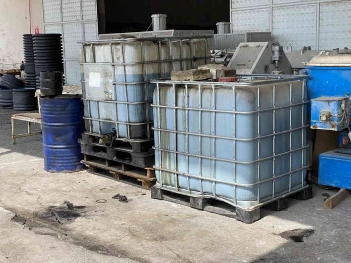 Sakarya'da 14 bin litre kaçak akaryakıt ele geçirildi