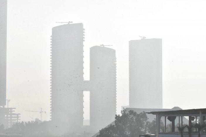 İzmir'in hava kalitesi 'riskli’ seviyede 