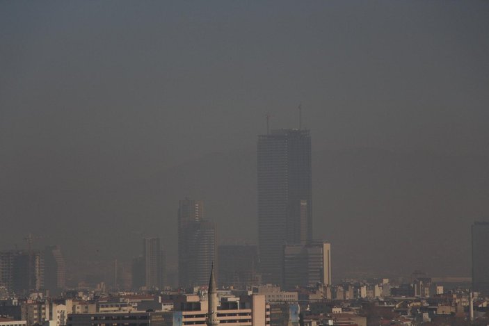 İzmir'in hava kalitesi 'riskli’ seviyede 