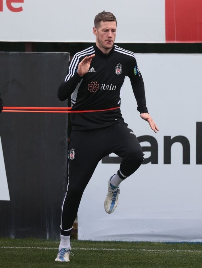 Beşiktaş'ta Wout Weghorst idmana çıktı