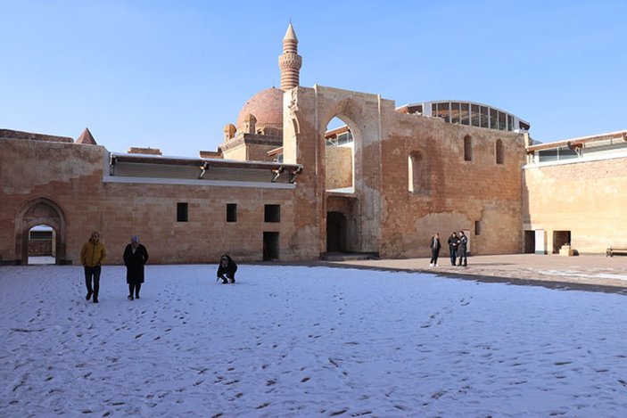 Ziyaretçi rekoru kıran İshak Paşa Sarayı restore edilecek