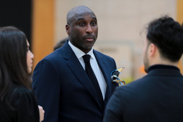 Sol Campbell: 20 yıl önce Fenerbahçe'ye gelecektim