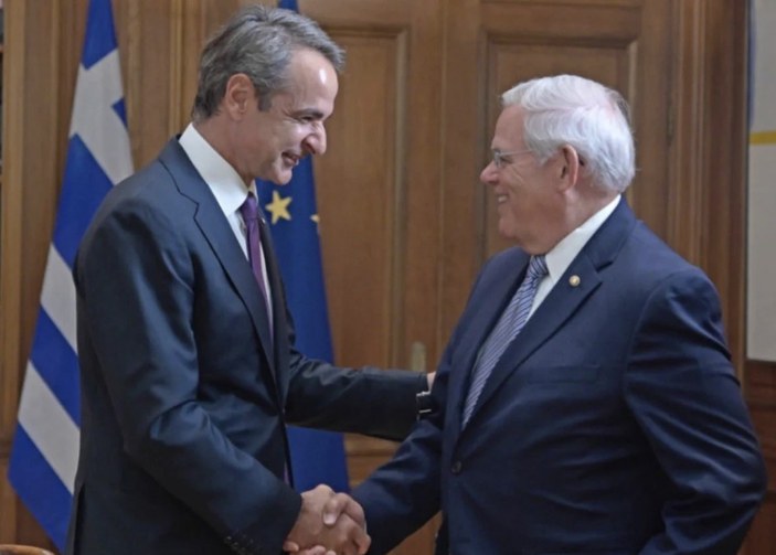 Yunan Başbakan Miçotakis ve ABD'li Senatör Bob Menendez