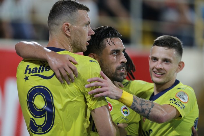 Fenerbahçe, Alanyaspor deplasmanında kazandı