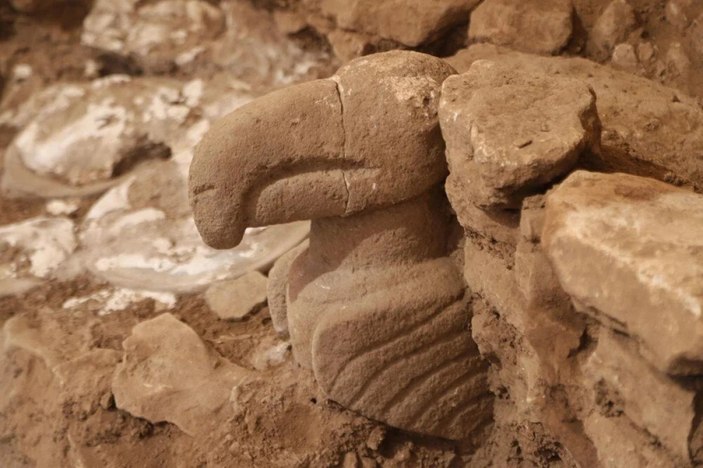 Göbeklitepe'de insan ve hayvan heykeli bulundu