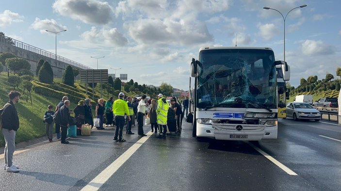 Anadolu TEM Otoyolu'nda trafik kazası! Vatandaşlar valizle yarı yolda bekledi...