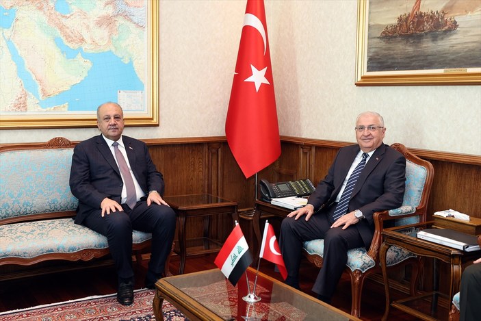 Millî Savunma Bakanı Yaşar Güler ve Irak Savunma Bakanı Thabit Mohammed Al Abbasi