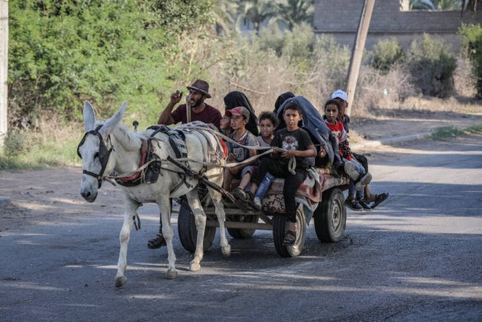 Gazze'nin kuzeyindeki Filistinlilerin güneye göçü başladı