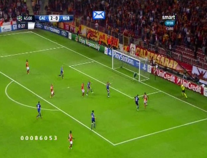 Galatasaray-Kopenhag maçında Drogba'nın golü - izle
