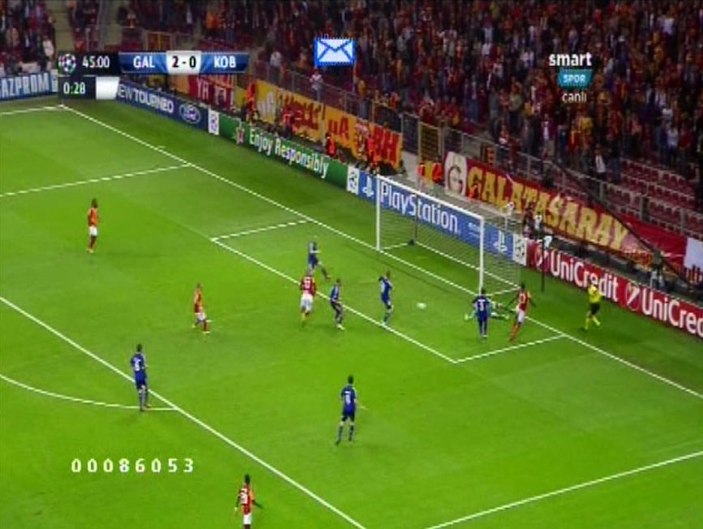 Galatasaray-Kopenhag maçında Drogba'nın golü - izle