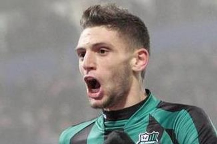 19'luk genç Domenico Berardi Milan'ı böyle yıktı