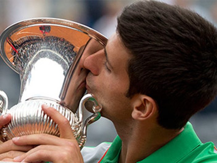 Nadal'ı deviren Djokovic İtalya'da 3. kez kazandı