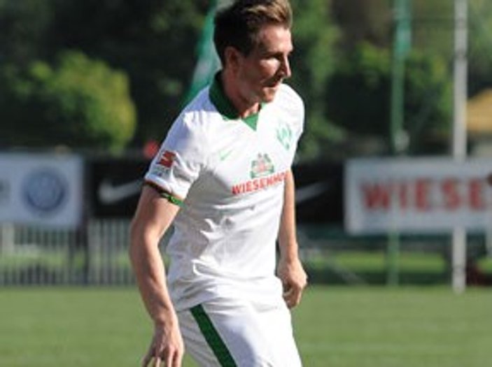 Hajrovic Werder Bremen ile ilk maçına çıktı