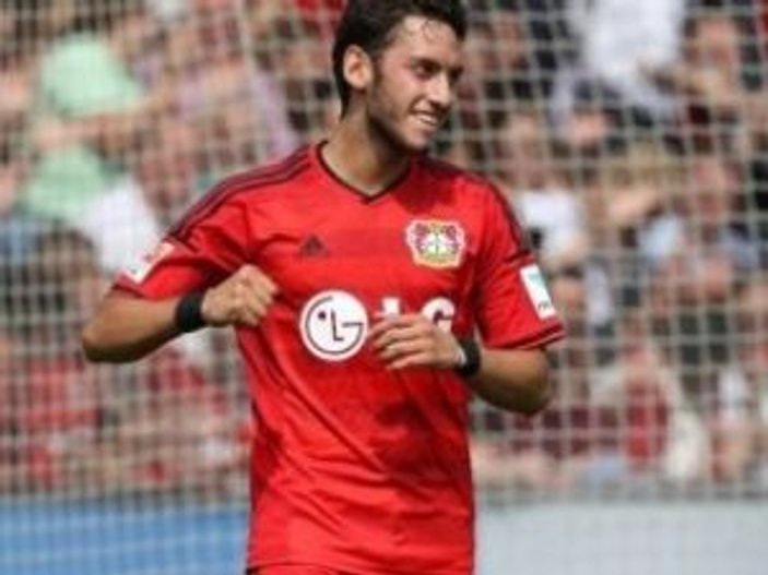 Hakan Çalhanoğlu silah olayıyla ilgili ilk kez konuştu