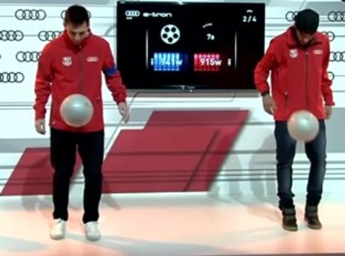 Messi ve Neymar'ın top sektirme yarışı İZLE