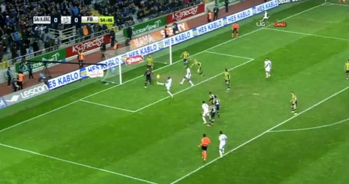 Emre penaltıdan attı Fenerbahçe 3 puanı kaptı