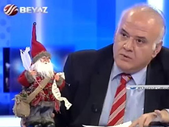 Ahmet Çakar'dan Noel Baba eleştirisi - İzle
