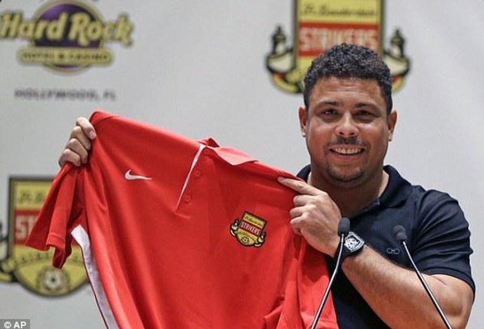 Ronaldo Fort Lauderdale Strikers ile anlaştı