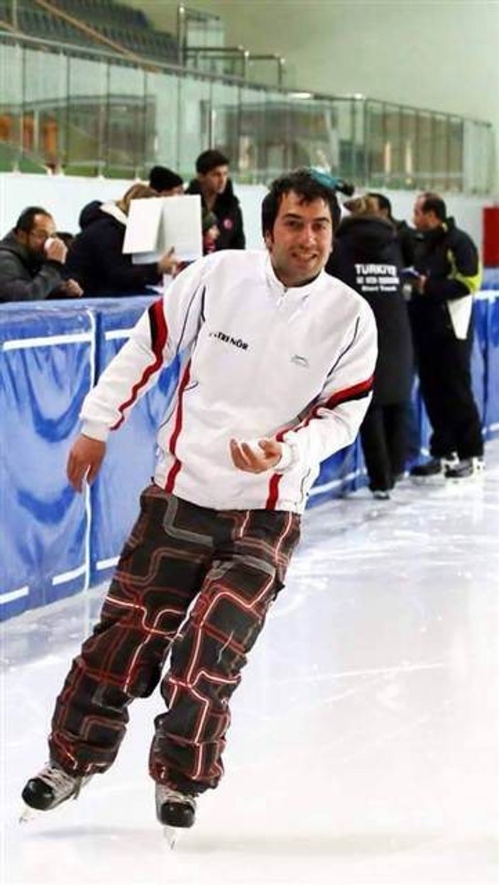 Buz hokeyi sporcusu ve antrenörü Ömer Kantar vefat etti