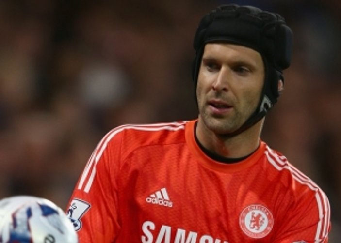 Mourinho: Cech büyük bir para karşılığında ayrılabilir