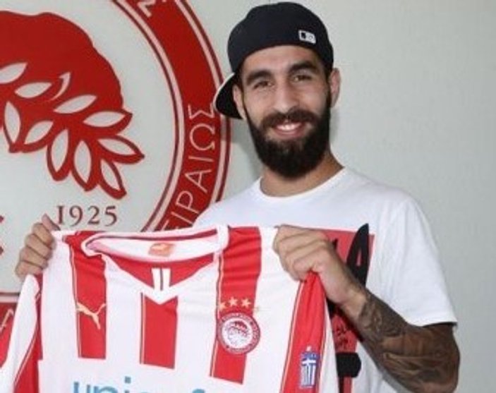 Jimmy Durmaz 8 hafta sahalardan uzak kalacak