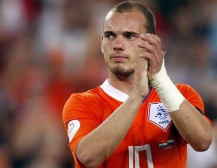 Sneijder: Türkiye'ye gol atarsam sevinirim