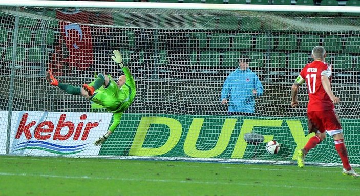 Hakan Çalhanoğlu Lüksemburg maçında ilk golünü attı