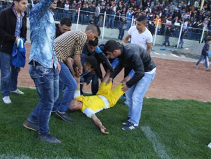 Kurtalanspor - Siirt Kartalspor maçında kavga: 14 yaralı