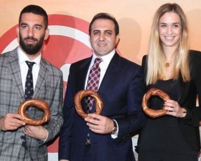 Simit Sarayı'nın sahibi Galatasaray yönetimine giriyor